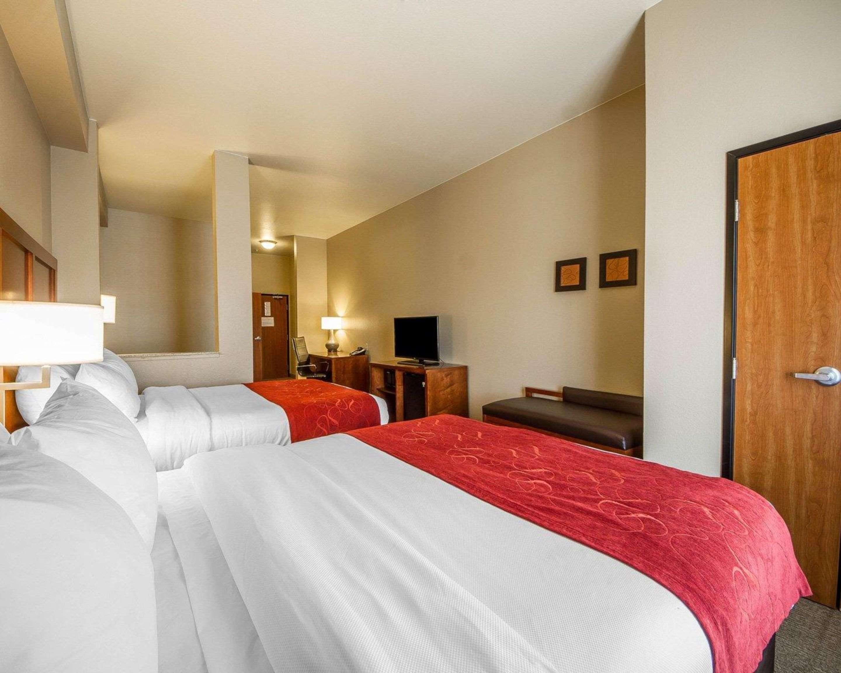 Comfort Suites Redding - Shasta Lake Экстерьер фото