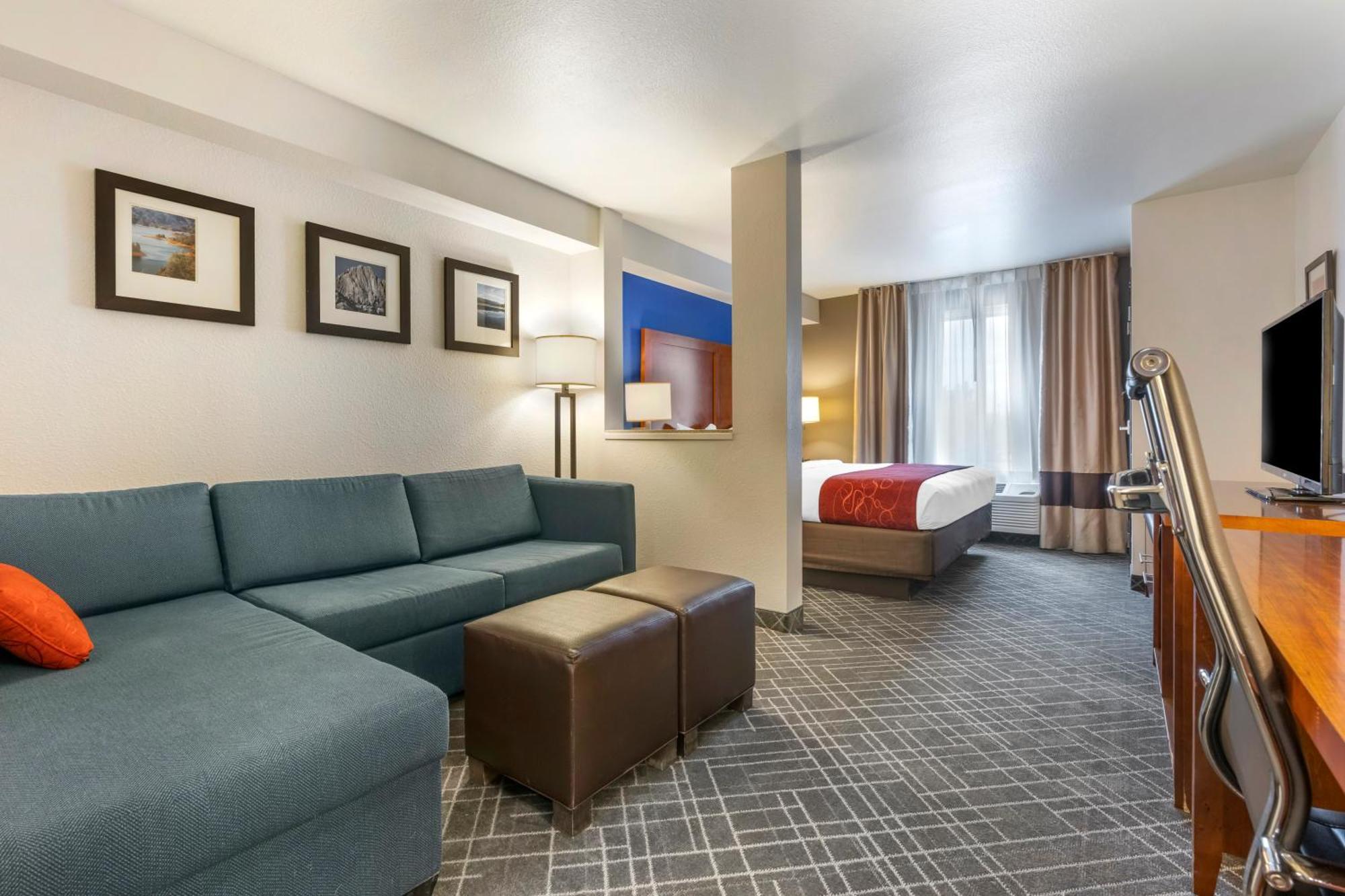 Comfort Suites Redding - Shasta Lake Экстерьер фото