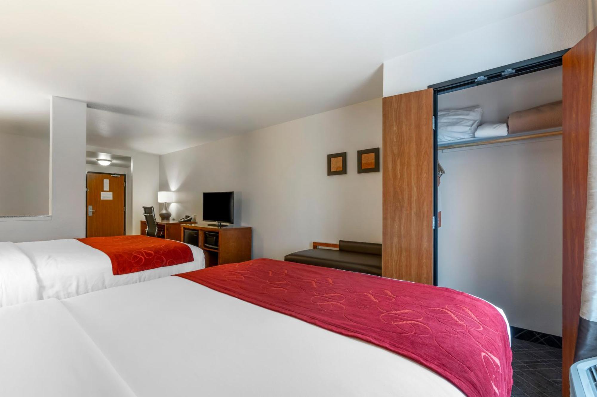 Comfort Suites Redding - Shasta Lake Экстерьер фото
