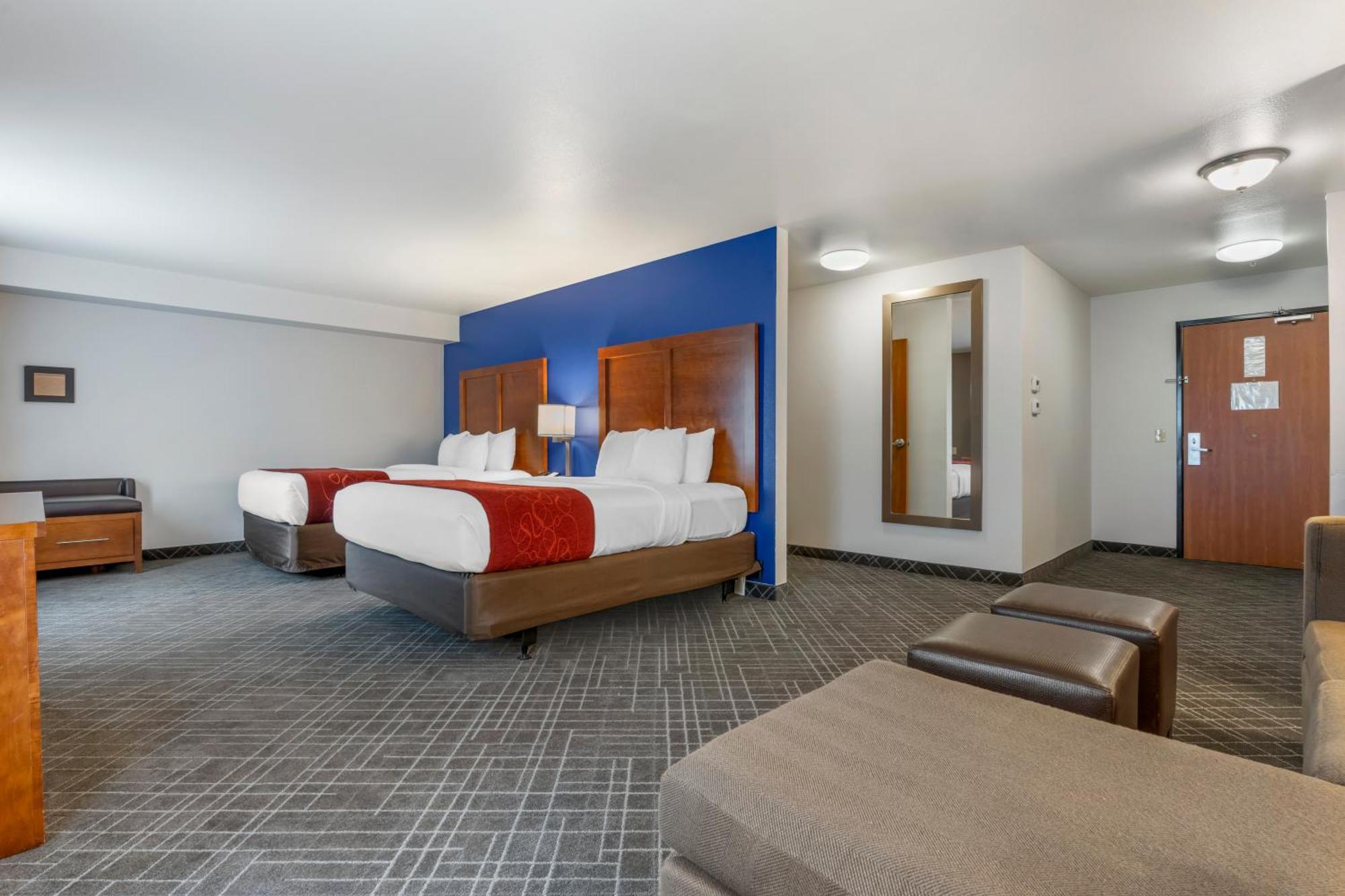 Comfort Suites Redding - Shasta Lake Экстерьер фото