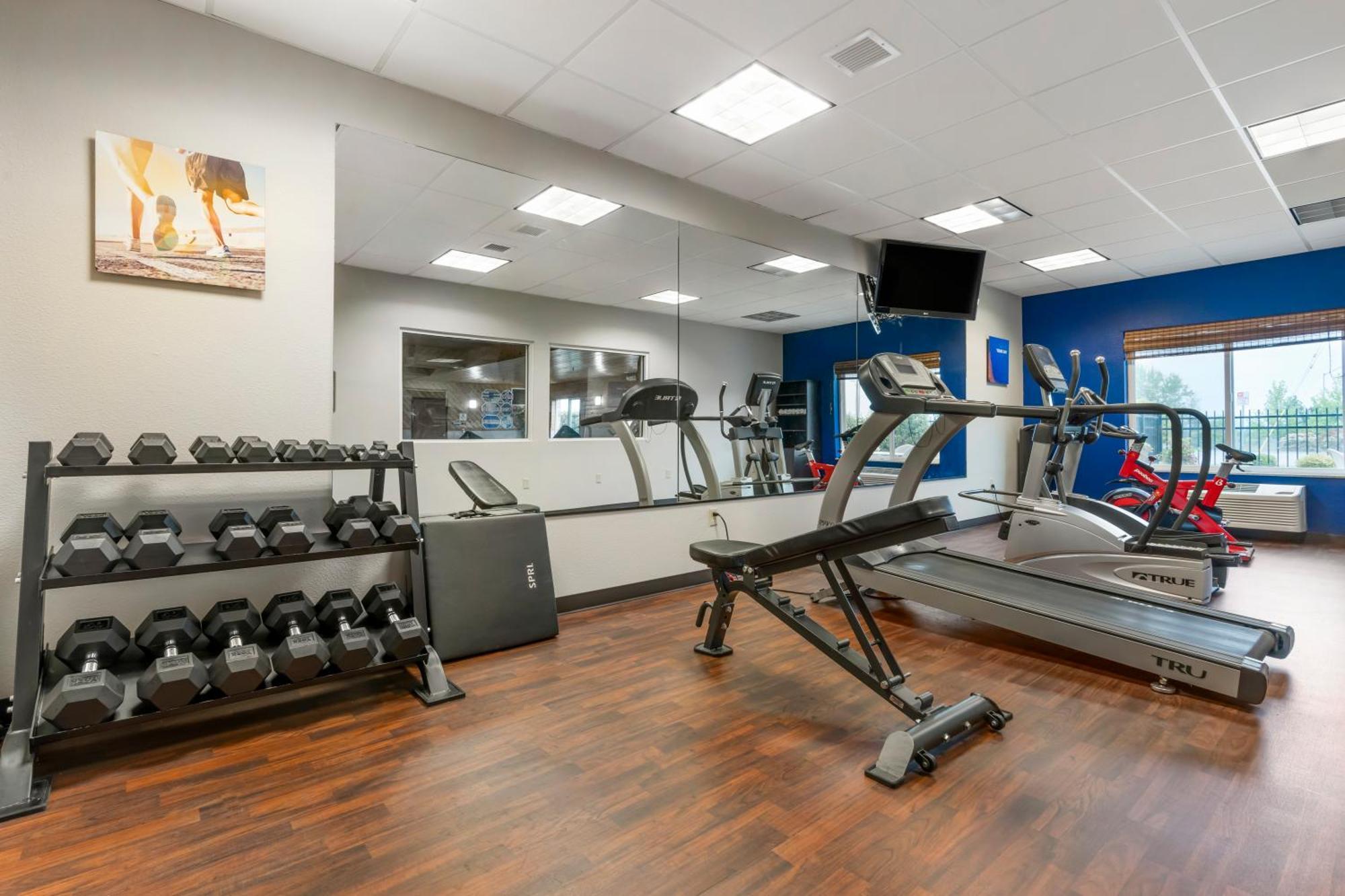 Comfort Suites Redding - Shasta Lake Экстерьер фото