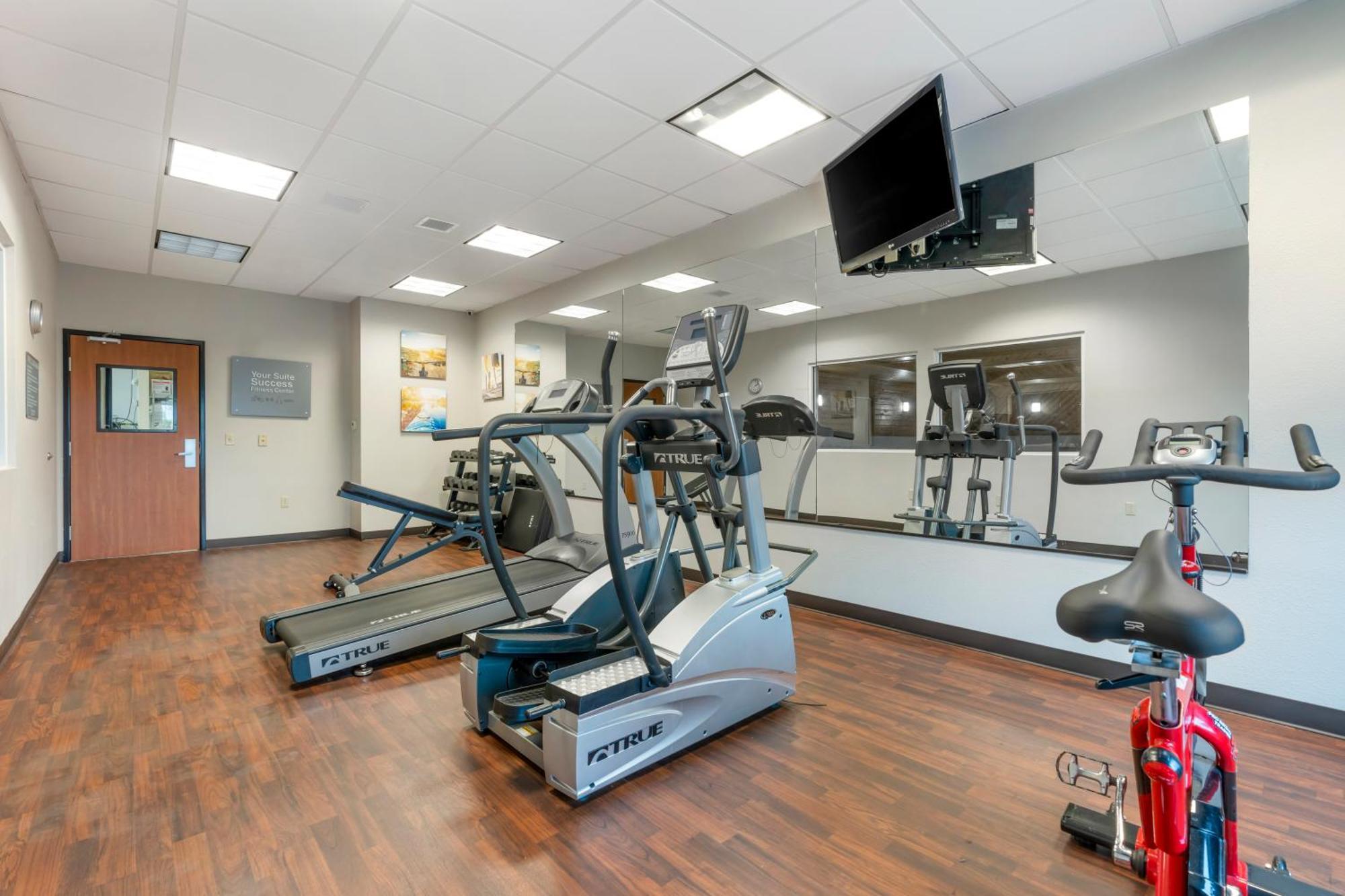 Comfort Suites Redding - Shasta Lake Экстерьер фото