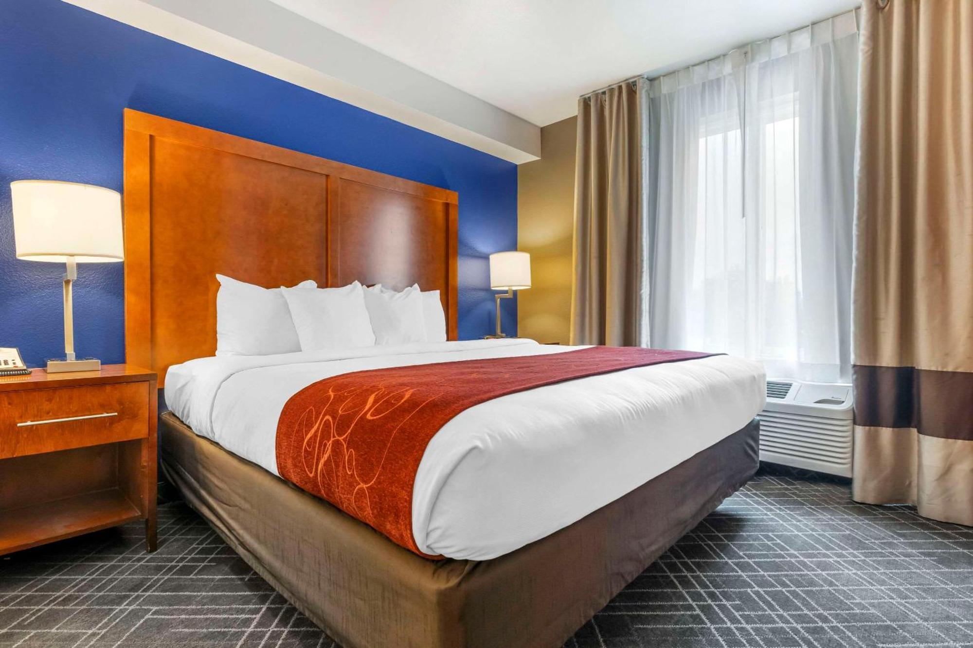 Comfort Suites Redding - Shasta Lake Экстерьер фото