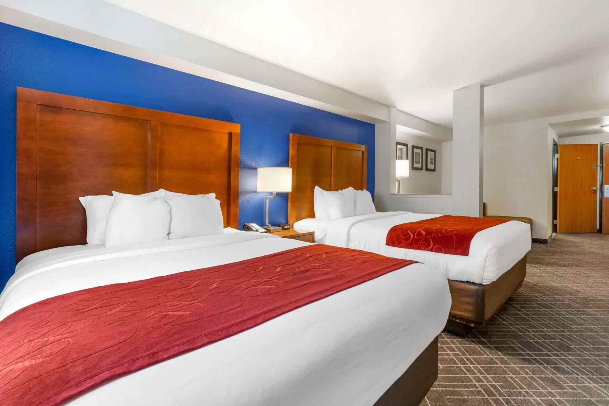 Comfort Suites Redding - Shasta Lake Экстерьер фото