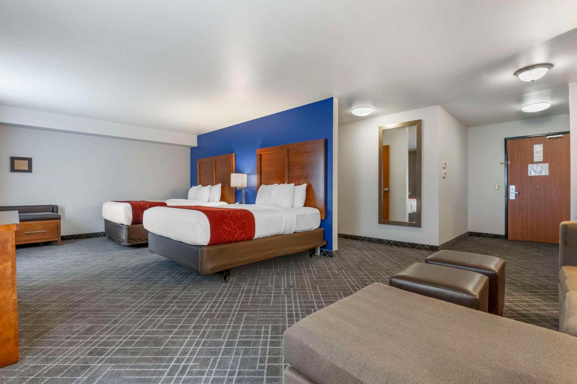 Comfort Suites Redding - Shasta Lake Экстерьер фото